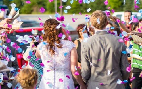 Économiser sur l’organisation de votre mariage : 20 astuces pour un budget maîtrisé