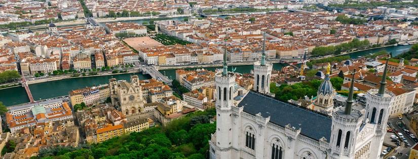 Quels sont les éléments clés pour assurer la sécurité d’un événement professionnel à Lyon ?