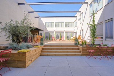 Buro Club Strasbourg Mundolsheim - LE PATIO EXTERIEUR