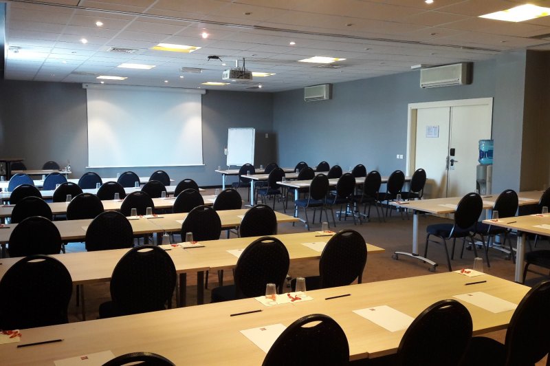 Hotel Ibis La Ciotat - photo 1