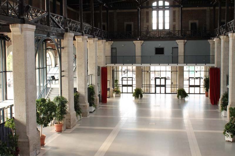 Halle Aux Grains - photo 2