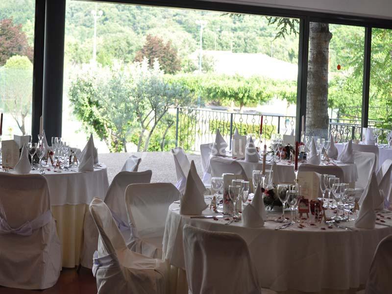 Hôtel Restaurant Castel Lubéron - galerie - photo 10