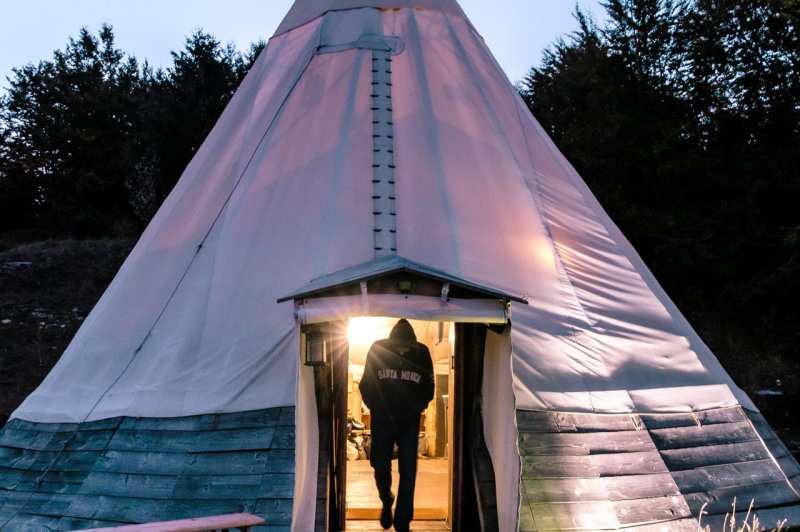 Village Tipi - photo 5