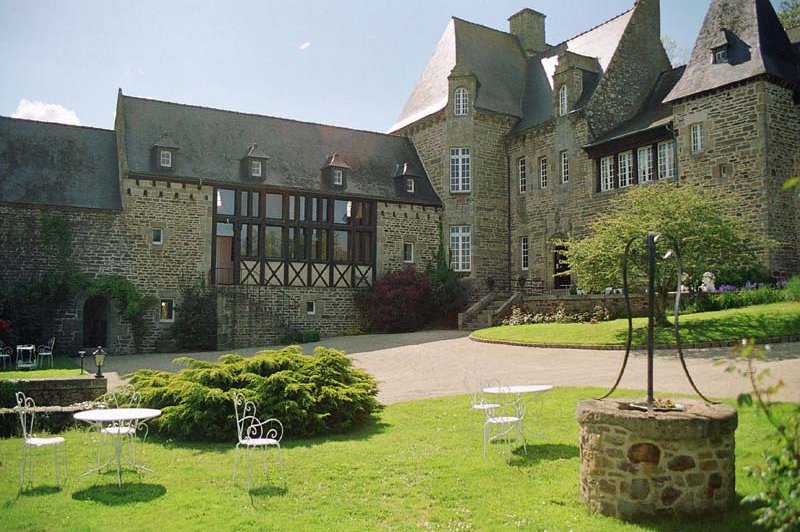 Château Hôtel de Brelidy - photo 1