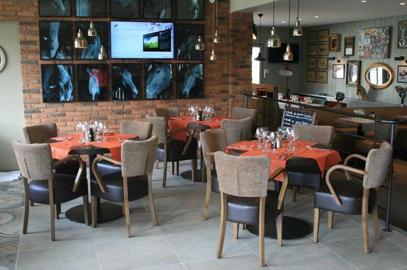 La Calèche Restaurant - photo 1
