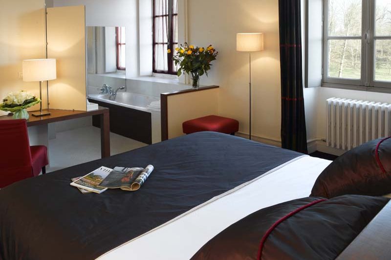 Best Western Premier Le Mans Country Club - photo 1