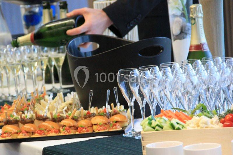 Service traiteur à disposition Reims Bezannes