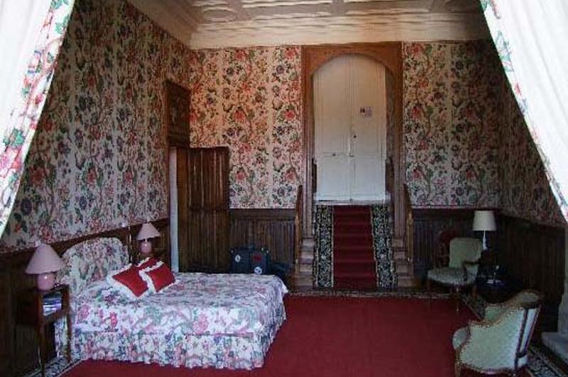 Château de Busset - photo 1