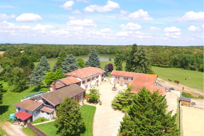 Domaine De L'etang Corcelle - photo 1