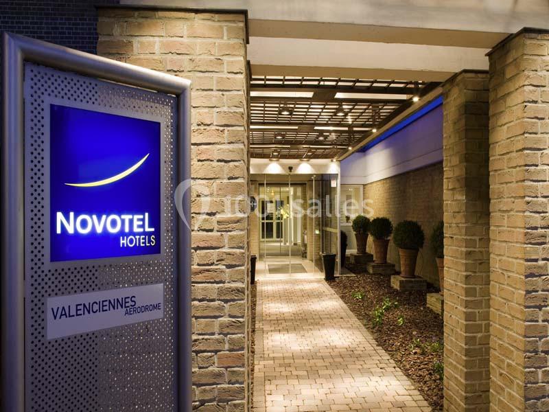 Hôtel Novotel Valenciennes - galerie - photo 2