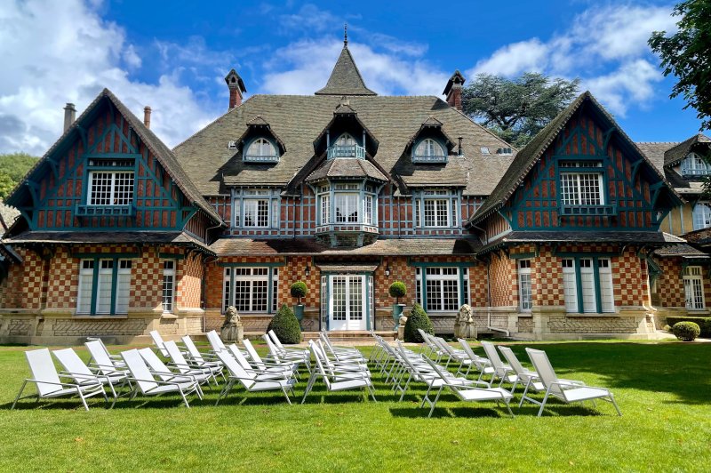 Paris Country Club - photo 1