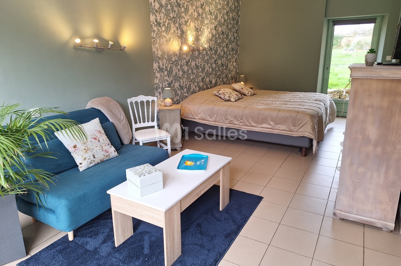 Studio, chambre 11