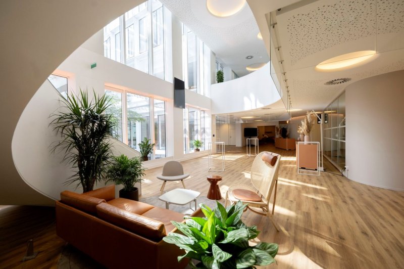 #Cloud Business Center - photo 5