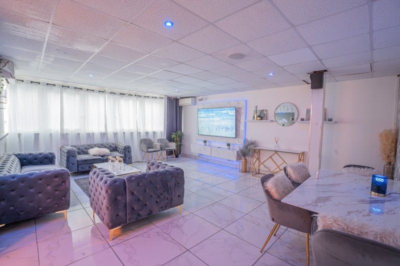Jm Bros Lounge - photo 1