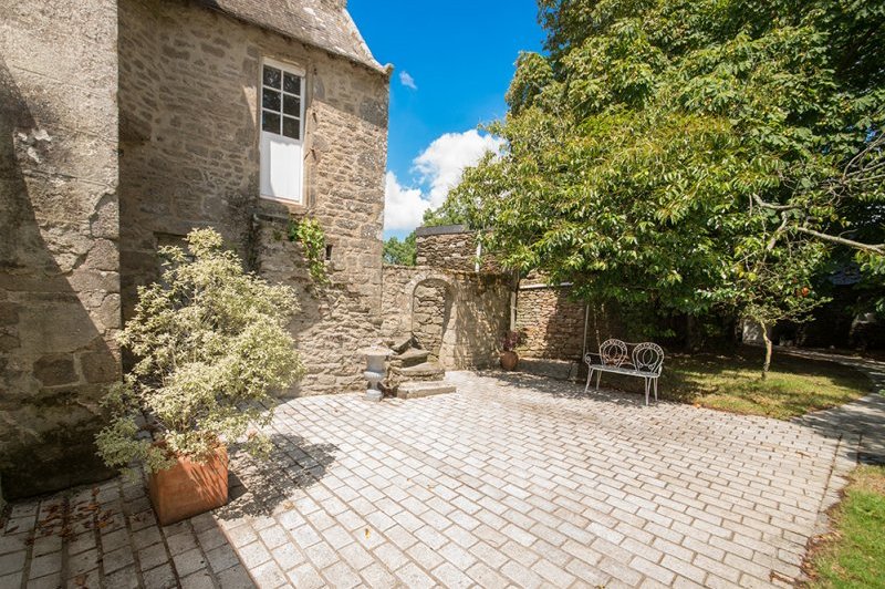 Château De Villeneuve - photo 2