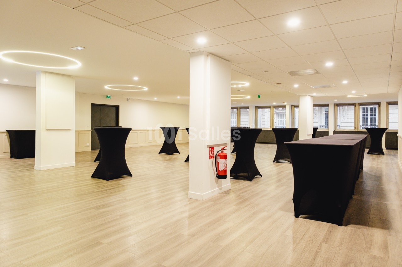 Salle cocktail & terrasse - Espace Chaptal - Easy Réunion