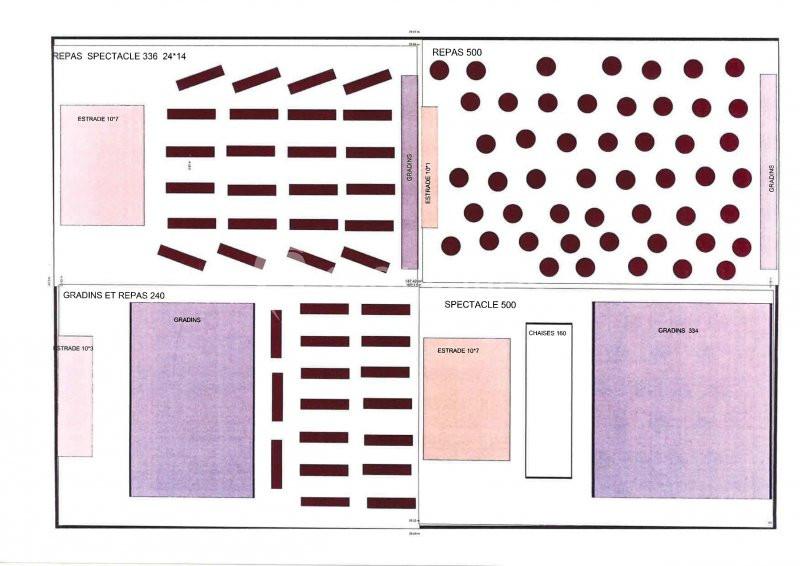 Plan d’aménagement montrant différentes configurations de sièges pour spectacles et repas dans une salle polyvalente.