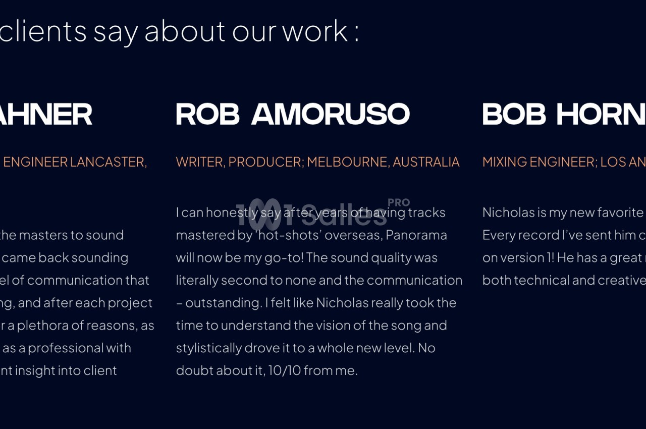 Texte blanc sur fond sombre présentant des témoignages de clients sur des services de production et mixage audio.