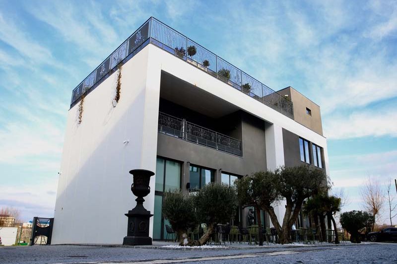 Bacchus Plaza - photo 1