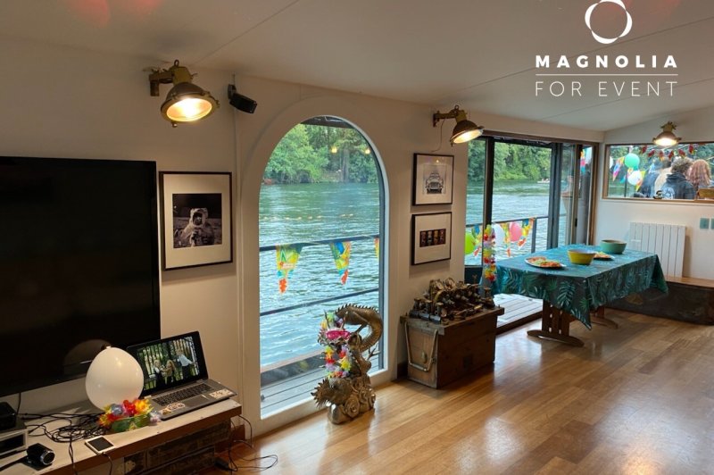 La Petite Péniche en Bas des Champs - photo 3