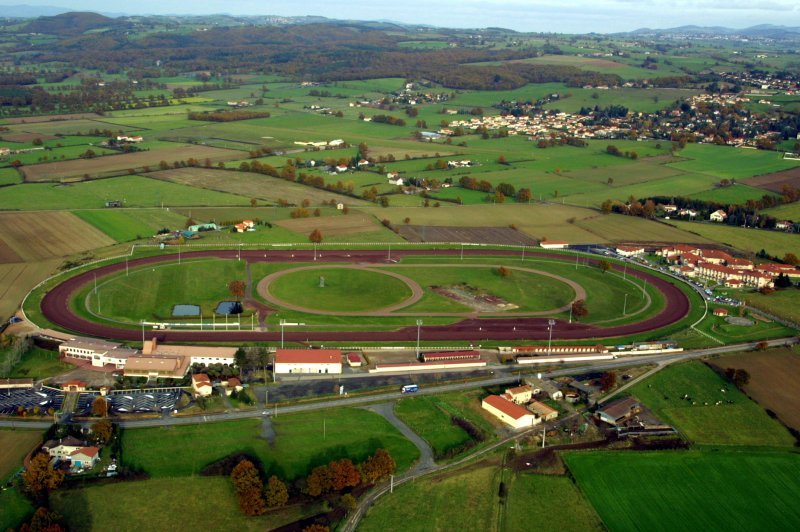 Salle Cabourg - Hippodrome De St Galmier - photo 1