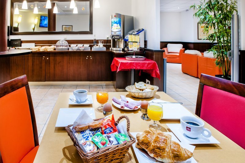 Hotel Saint Jean - photo 2