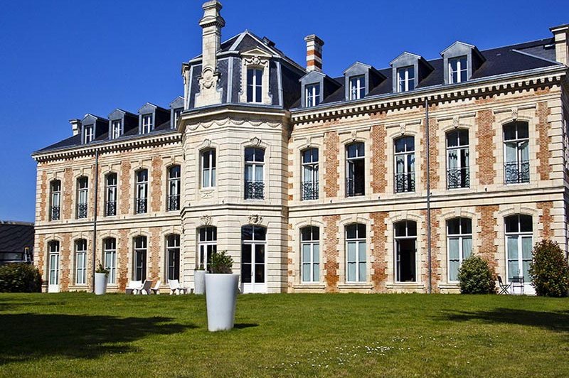 Hôtel & Spa Du Château - photo 1