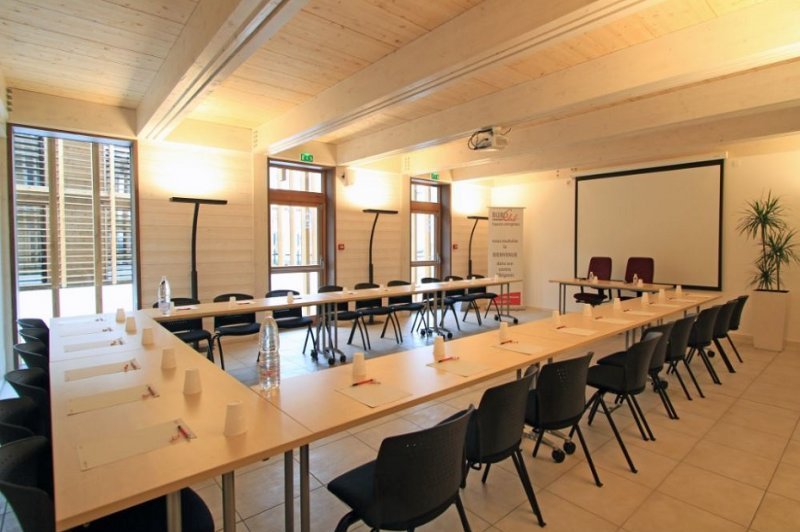 Buro Club Albi - photo 2