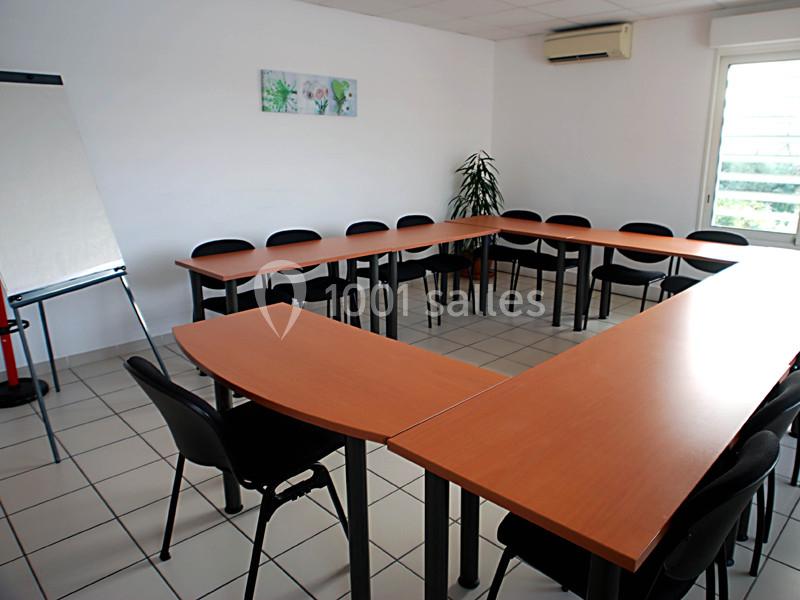 Buro Club