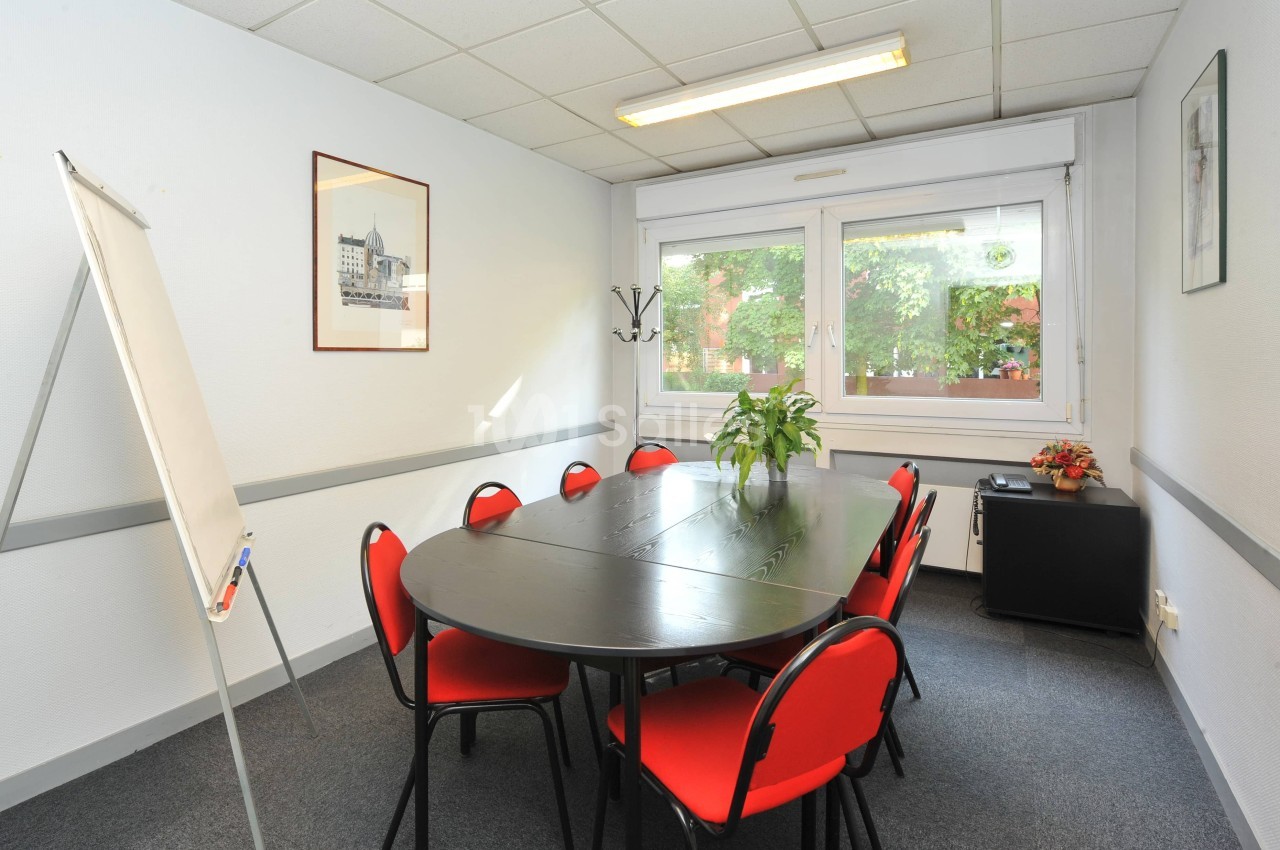 Salle Omega - 14 m² - 8 personnes