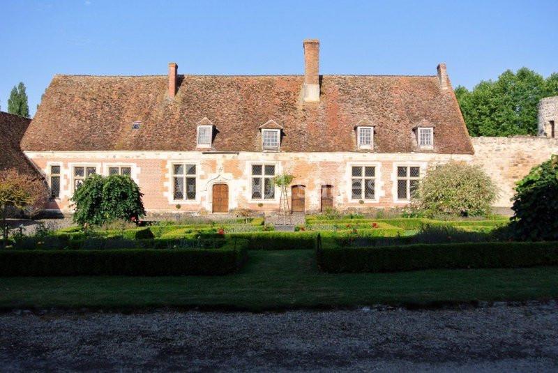 Château De Nèsles - galerie - photo 1