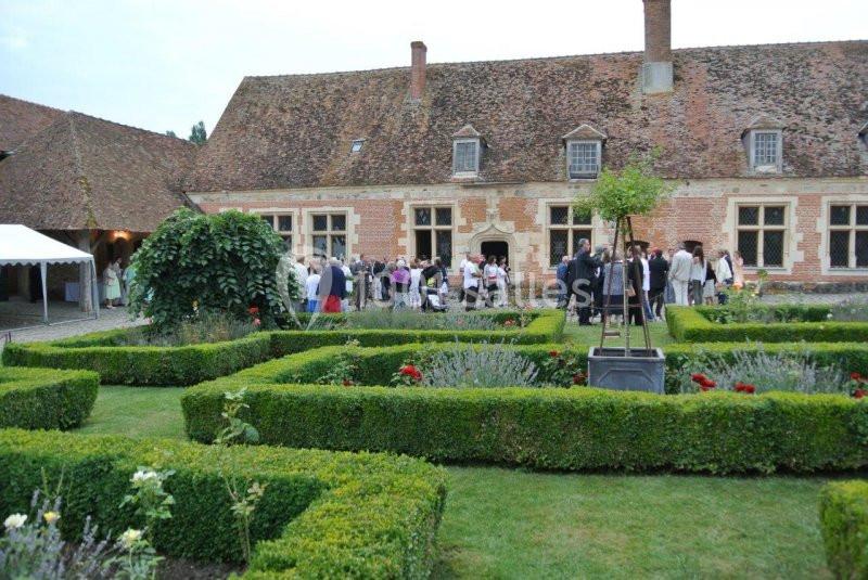 Château De Nèsles - galerie - photo 2