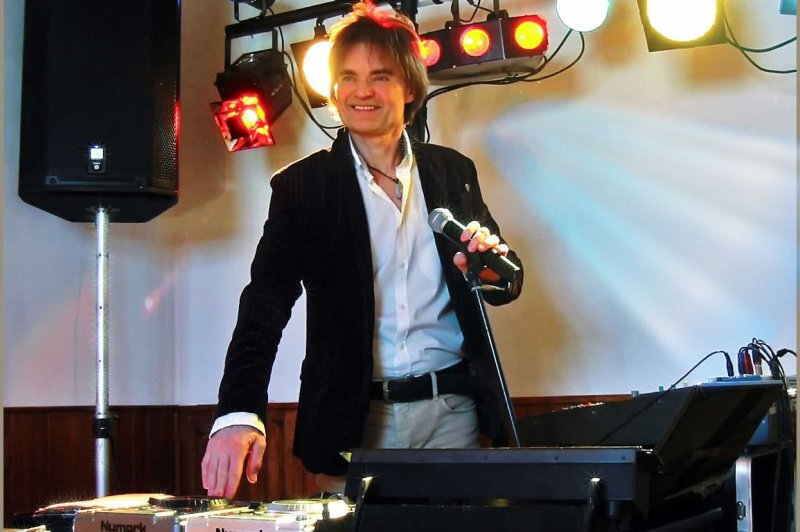 DJ Kristof - photo 1