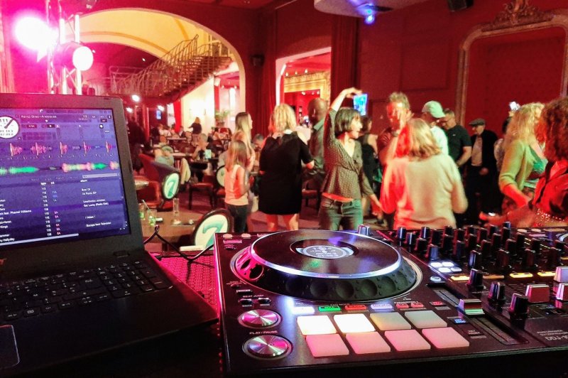 Tuxedo-prod - photo 5