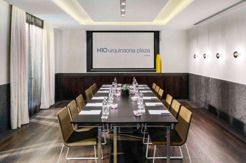 Hôtel H10 Urquinaona Plaza - photo 2