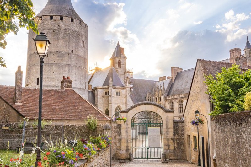 Ville de Châteaudun - photo 1
