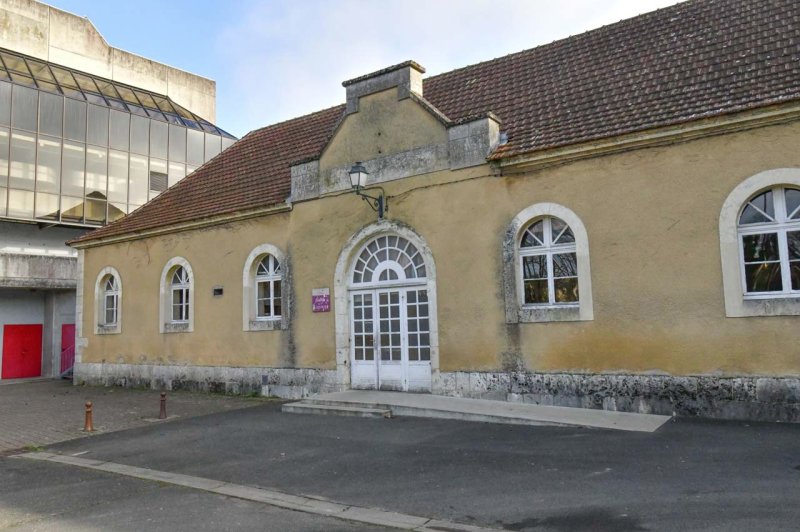 Salle Léo Lagrange - photo 1