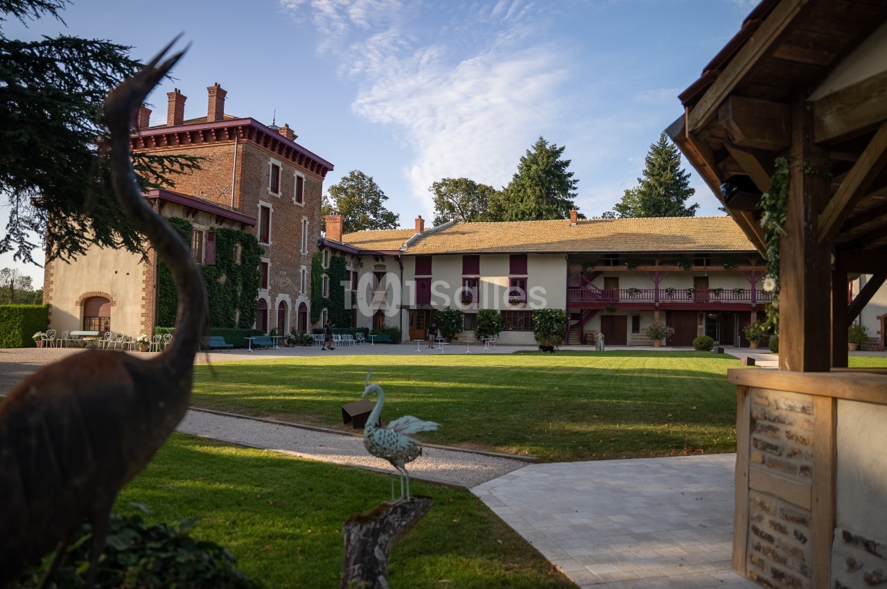 Le Château de Versailleux - galerie - photo 1