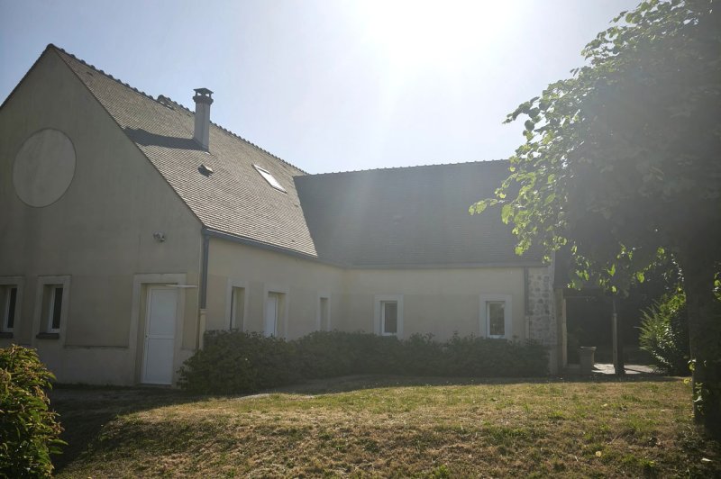 Salle de la Brosse Montceaux - photo 2