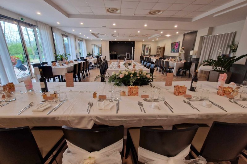 Hôtel Restaurant le Quai Fleuri - photo 2