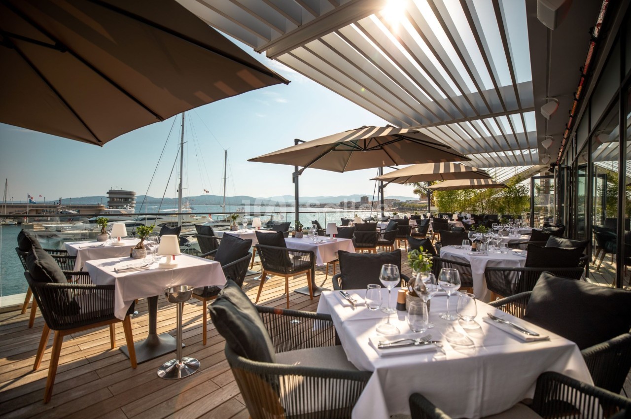 Le Baïa Saint-Raphaël : Restaurant - Bar – Club - galerie - photo 1