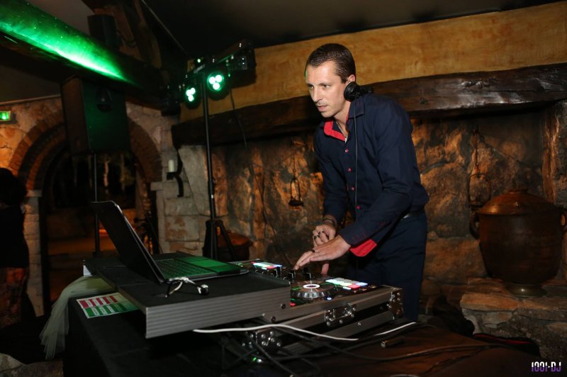 Homsy Jones DJ - photo 1