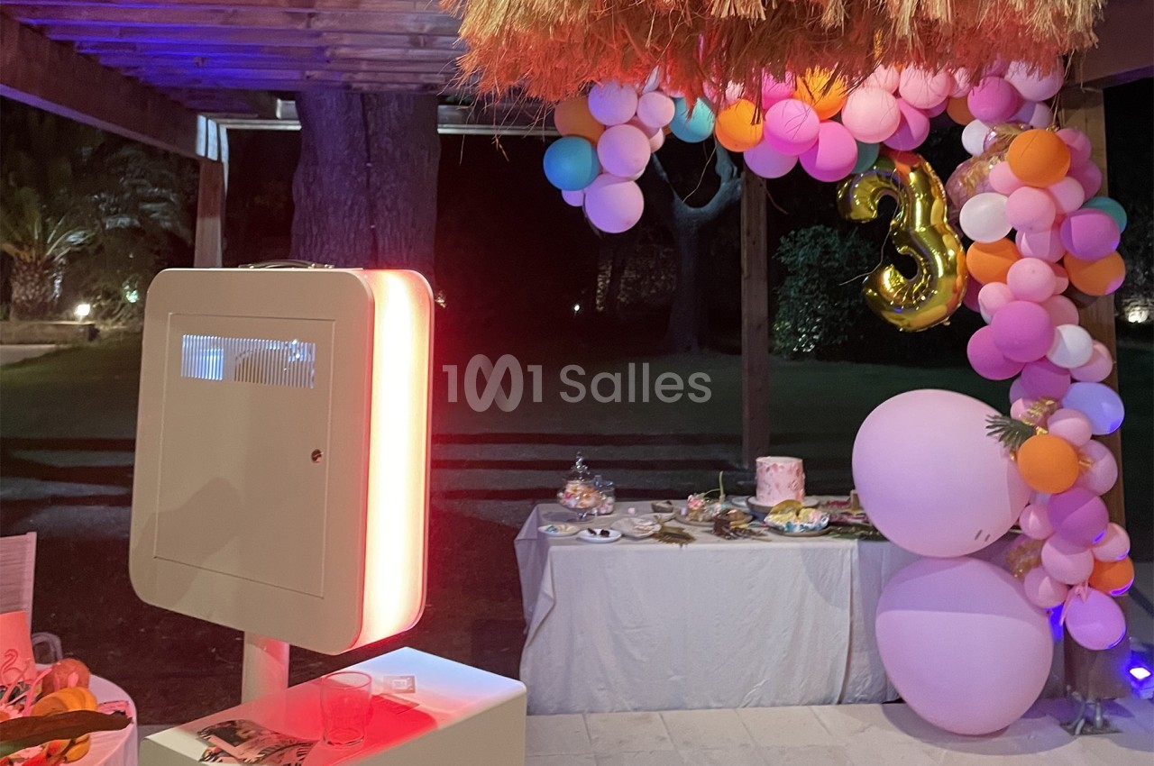 Décoration d'anniversaire au Mas Hinaiti