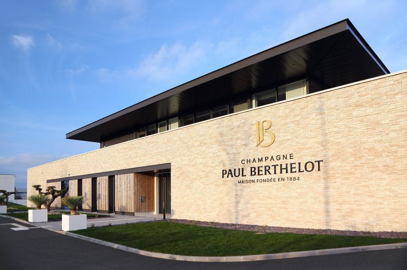 Paul Berthelot Events - photo 1