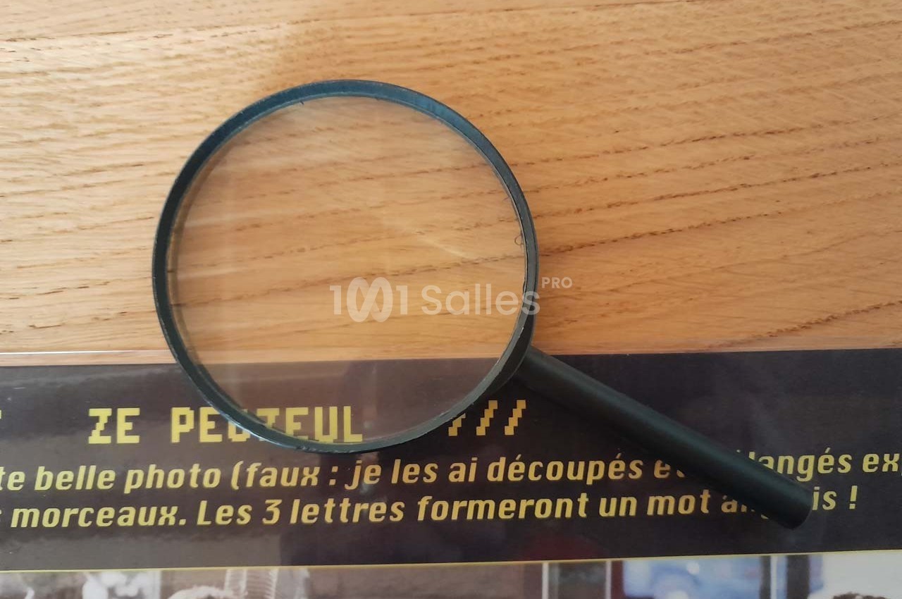 Jeu d'enquête