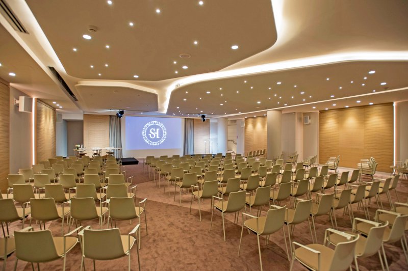 Etoile Business Center - photo 1