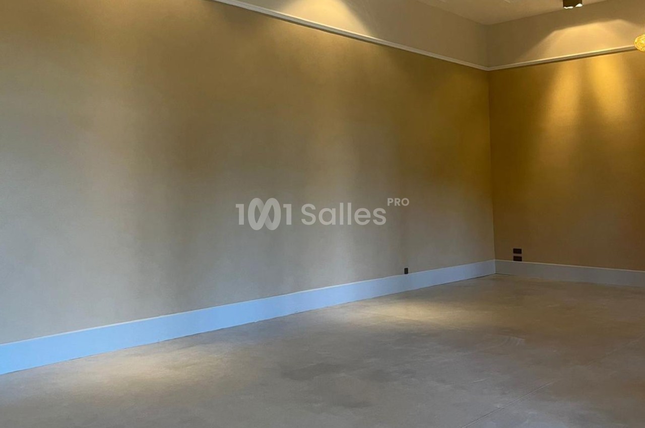 Salle de réception de 100m²