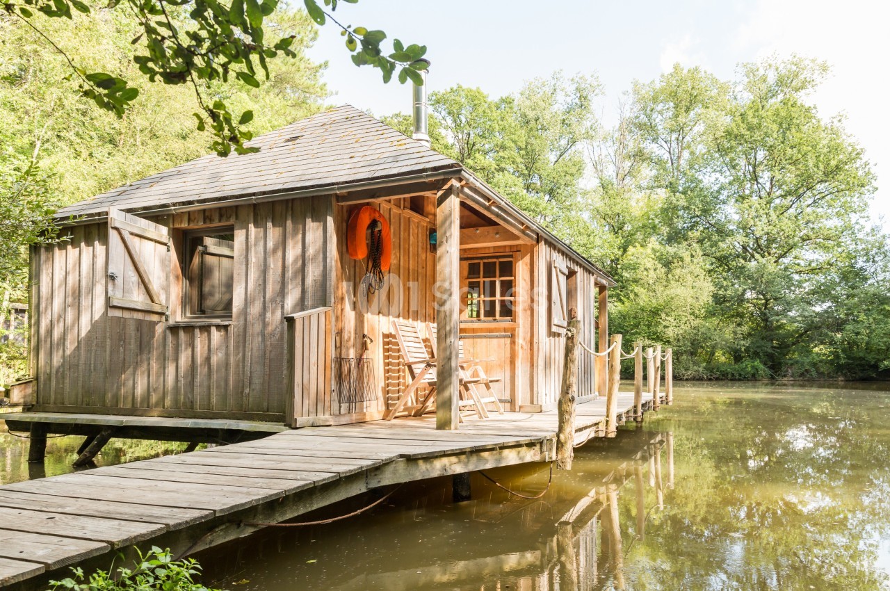 Cabane Martin-Pêcheur sur l'eau - max 6 couchages