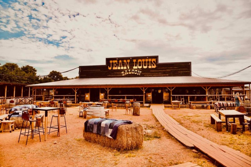 Jean Louis le Saloon - photo 1