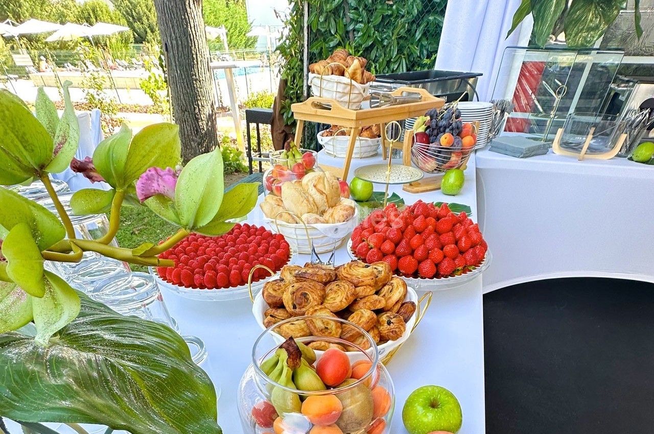 Buffet barnum